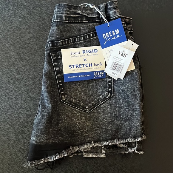 Black Acid Wash Distressed Shorts- High Rise
Button fly, stretch.
Brand: YMI - Picture 7 of 7